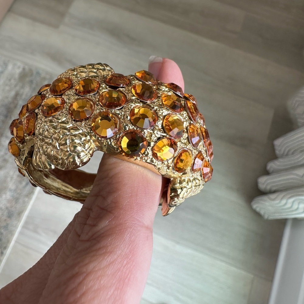 Chucky Rare Gator Rhinestone Orange
Bangle Bracelet Gold and Orange Jeweled - Picture 5 of 9